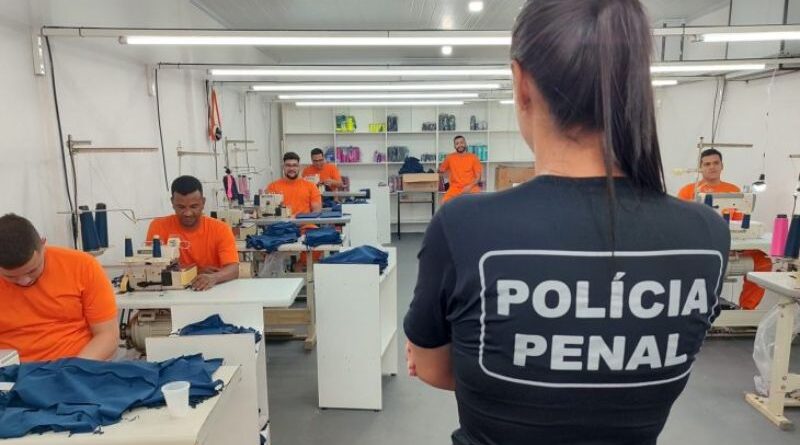 Um em cada três reeducandos de MS trabalha dentro ou fora das unidades penais