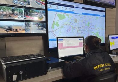 Defesa Civil emite alerta de chuvas intensas na Capital Defesa Civil emite alerta de chuvas intensas na Capital