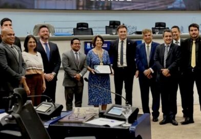 Francisco exalta trajetória politica de Marisa Serrano