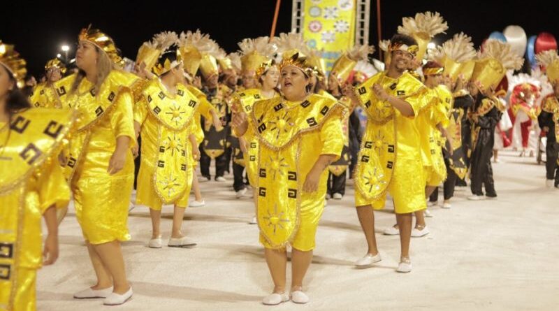 Veja a programação do último dia de desfiles das escolas de samba
