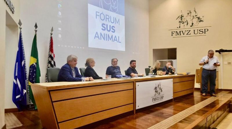 Vereador Veterinário Francisco participa de Fórum Nacional em São Paulo que debate criação do SUS Animal