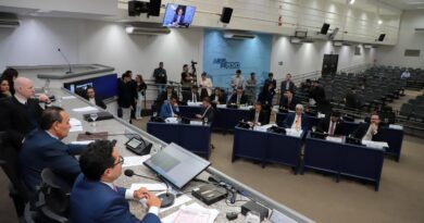 Vereadores aprovam reserva de 10% das moradias populares para mães de crianças com deficiência