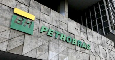 Petrobras abre 150 vagas em programa de estágio; veja como participar Petrobras abre 150 vagas em programa de estágio; veja como participar