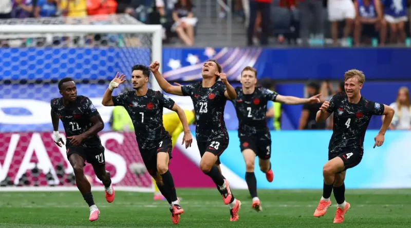 Com gol no final, Canadá vence Africa do Sul e vai às oitavas da Copa