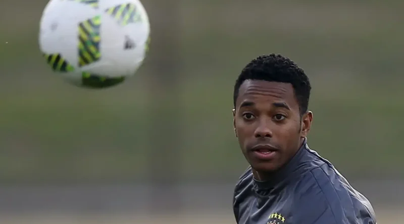 Robinho: defesa pede ao STF retirada da hediondez do crime de estupro