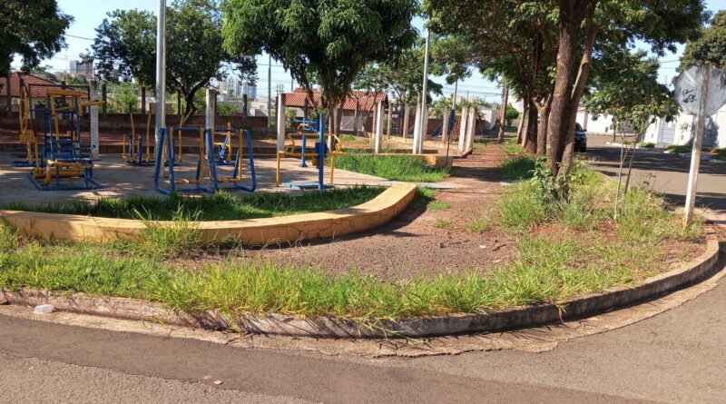 Vila Saraiva II: praça passa por reforma de R$ 279 mil Vila Saraiva II: praça passa por reforma de R$ 279 mil