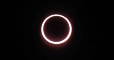 Eclipse solar total: Lua encobrirá completamente o Sol em 12 de agosto Eclipse solar total: Lua encobrirá completamente o Sol em 12 de agosto