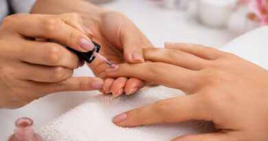 Curso de manicure e pedicure está com inscrições abertas Curso de manicure e pedicure está com inscrições abertas