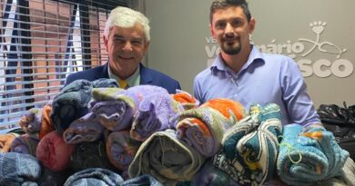 Mais de 500 cobertores arrecadados: campanha idealizada por Veterinário Francisco inicia entrega para protetores de animais Mais de 500 cobertores arrecadados: campanha idealizada por Veterinário Francisco inicia entrega para protetores de animais