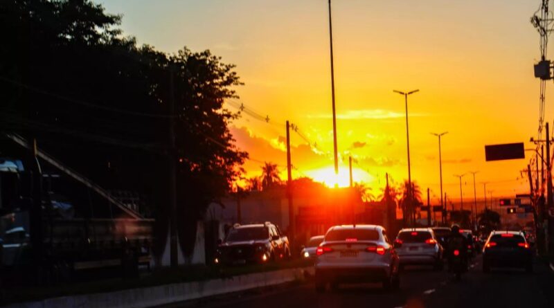 Grande parte do país tem temperaturas elevadas nesta terça-feira Grande parte do país tem temperaturas elevadas nesta terça-feira