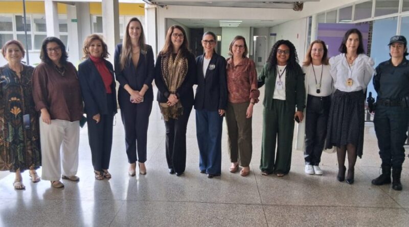 Ministra visita Casa da Mulher e destaca rede de proteção