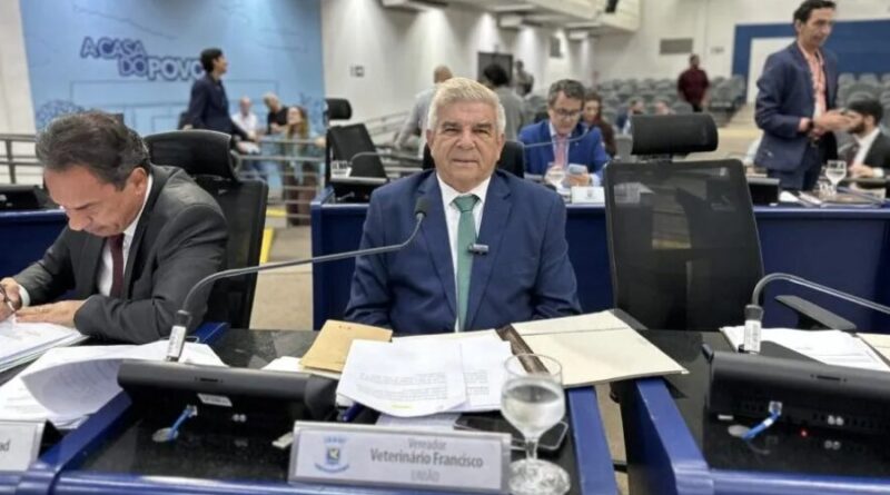 Veterinário Francisco renúncia à candidatura a deputado estadual