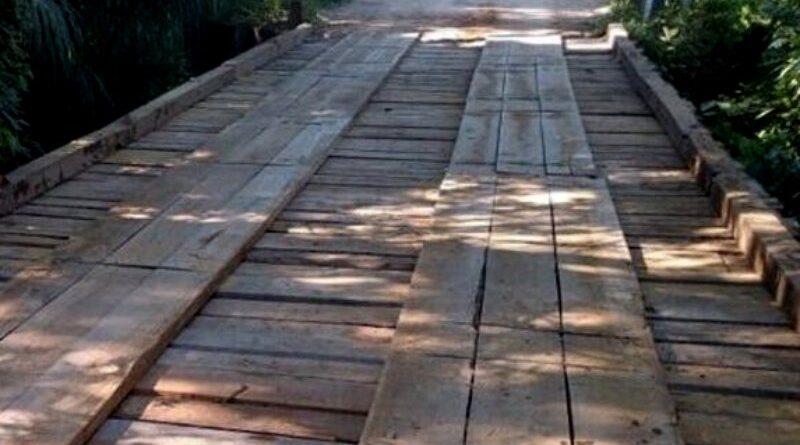 Atenção motoristas: tráfego da ponte sobre vazante 1 do rio Tereré, na MS-243, ficará interditado no fim de semana Atenção motoristas: tráfego da ponte sobre vazante 1 do rio Tereré, na MS-243, ficará interditado no fim de semana