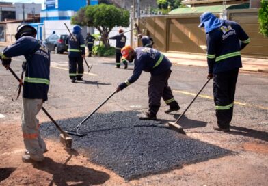 Mutirão de tapa-buracos atende região da Vila Progresso neste sábado