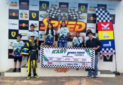 Aulas de kart unem esporte e educação no trânsito