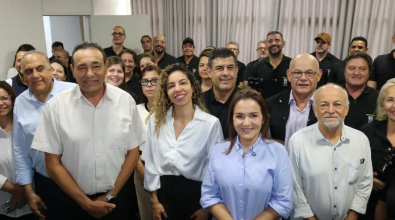 Com apoio do vereador Carlão prefeitura sanciona novo Plano de Cargos dos Auditores Fiscais da Agetran