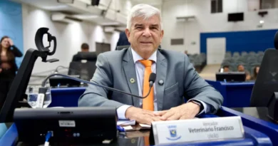 Veterinário Francisco tem projeto que cria Banco de Ideias Legislativas aprovado em primeira discussão Veterinário Francisco tem projeto que cria Banco de Ideias Legislativas aprovado em primeira discussão