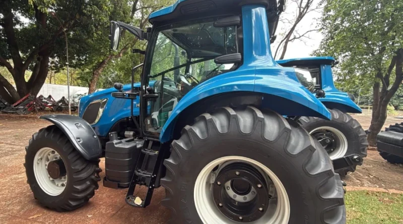 Capital recebe maquinários para fortalecer a agricultura familiar