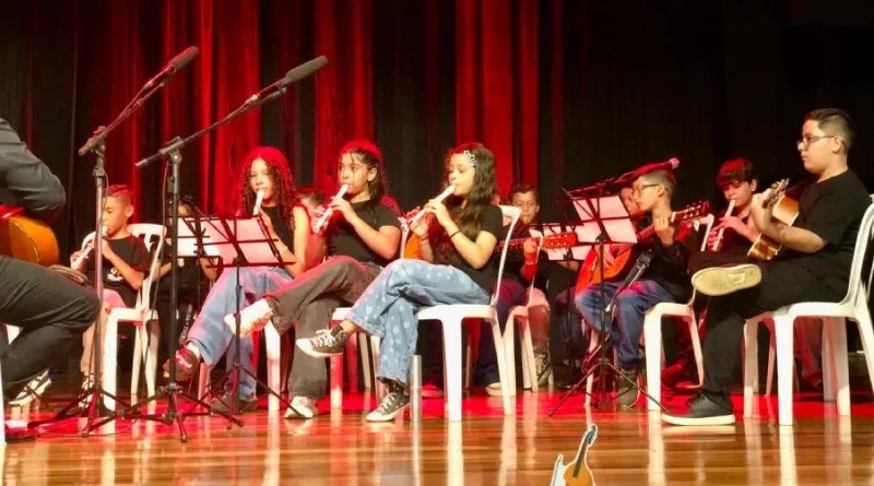 Alunos da Reme mostram talento em Festival de Música