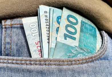 Governo Central registra déficit de R$ 13,6 bilhões em agosto Governo Central registra déficit de R$ 13,6 bilhões em agosto