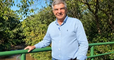No Dia da Árvore, Veterinário Francisco reforça compromisso com uma Campo Grande mais verde e sustentável No Dia da Árvore, Veterinário Francisco reforça compromisso com uma Campo Grande mais verde e sustentável