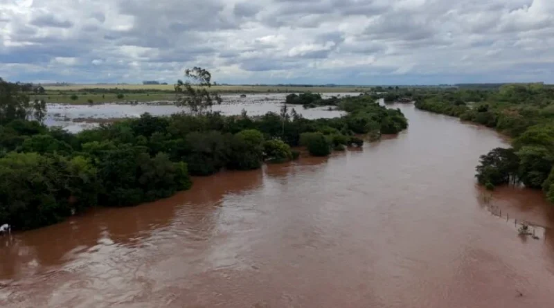 Novo boletim do Imasul aponta elevação dos rios Dourados e Pardo e queda no nível do Miranda Novo boletim do Imasul aponta elevação dos rios Dourados e Pardo e queda no nível do Miranda