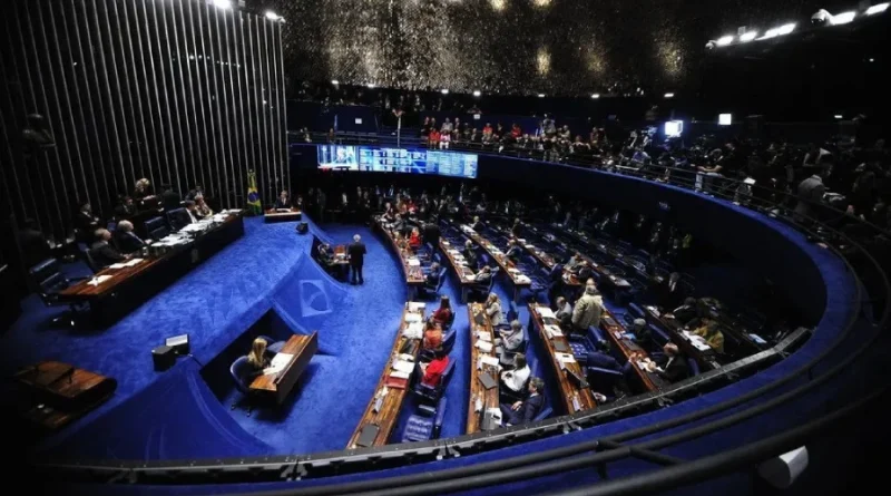 Senado aprova aumento de limite e perdão de dívida para MEIs