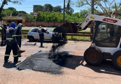 Doze frentes de tapa-buraco atuam em diferentes bairros da Capital Doze frentes de tapa-buraco atuam em diferentes bairros da Capital