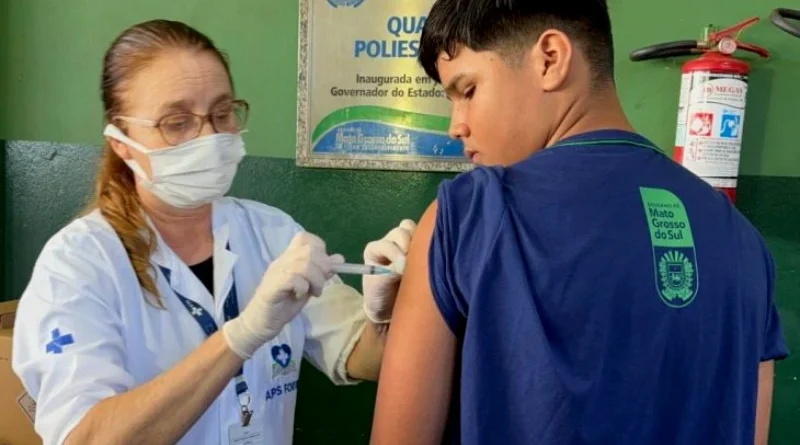Aluno Imunizado: iniciativa leva vacinação às escolas de MS a partir da próxima semana Aluno Imunizado: iniciativa leva vacinação às escolas de MS a partir da próxima semana